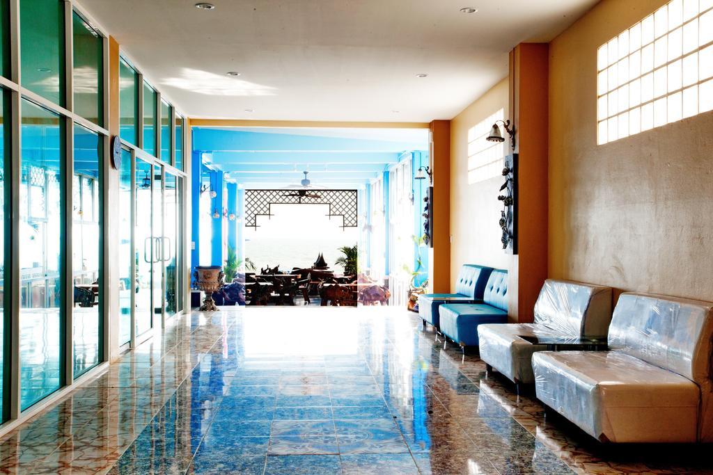 Sea Breeze Guest House Cha-Am Exterior photo
