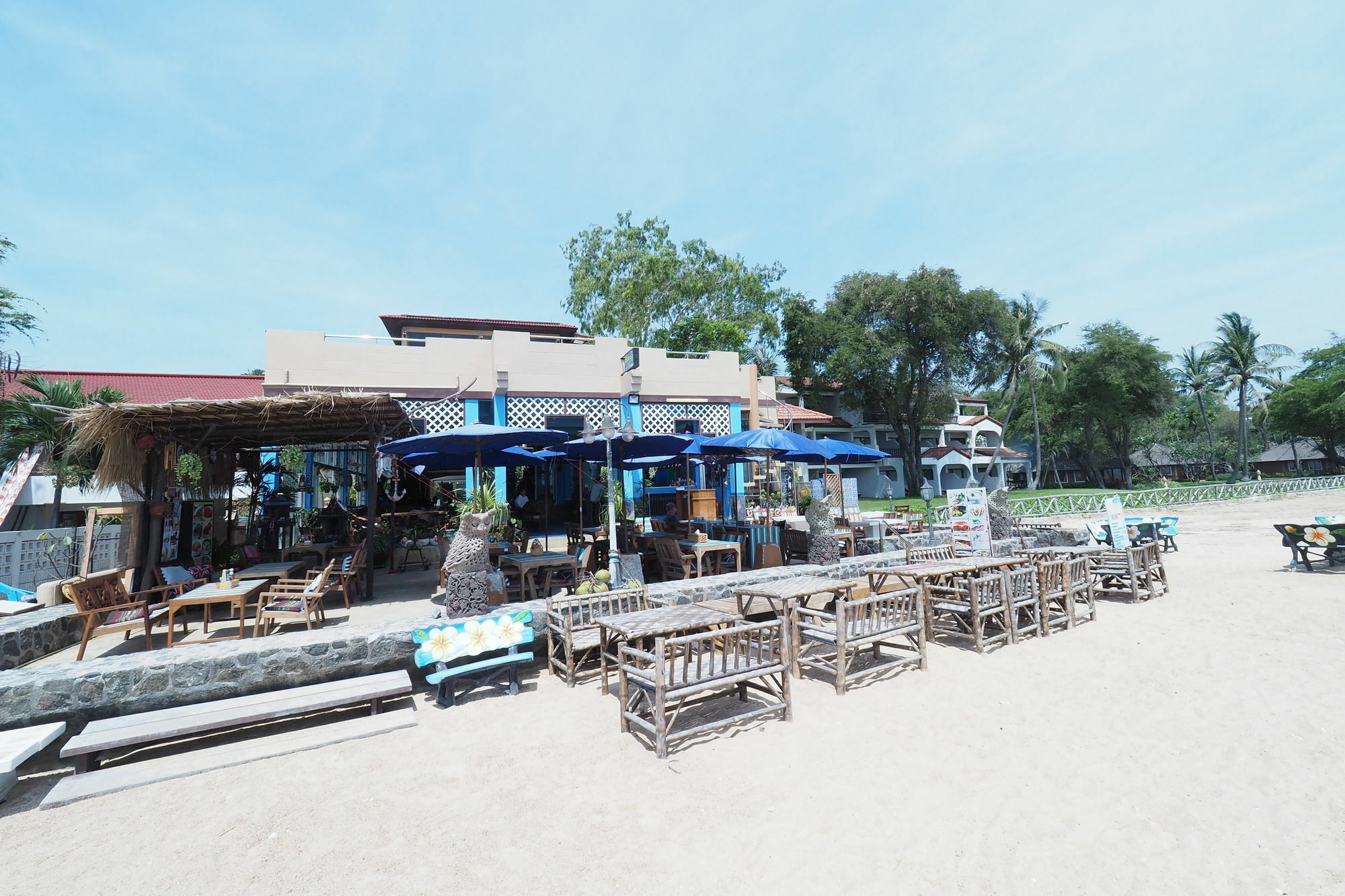 Sea Breeze Guest House Cha-Am Exterior photo